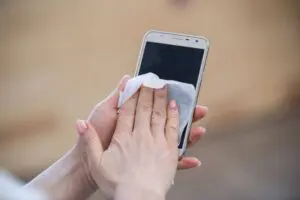 Phone is 10 Times Dirtier Than a Toilet Seat